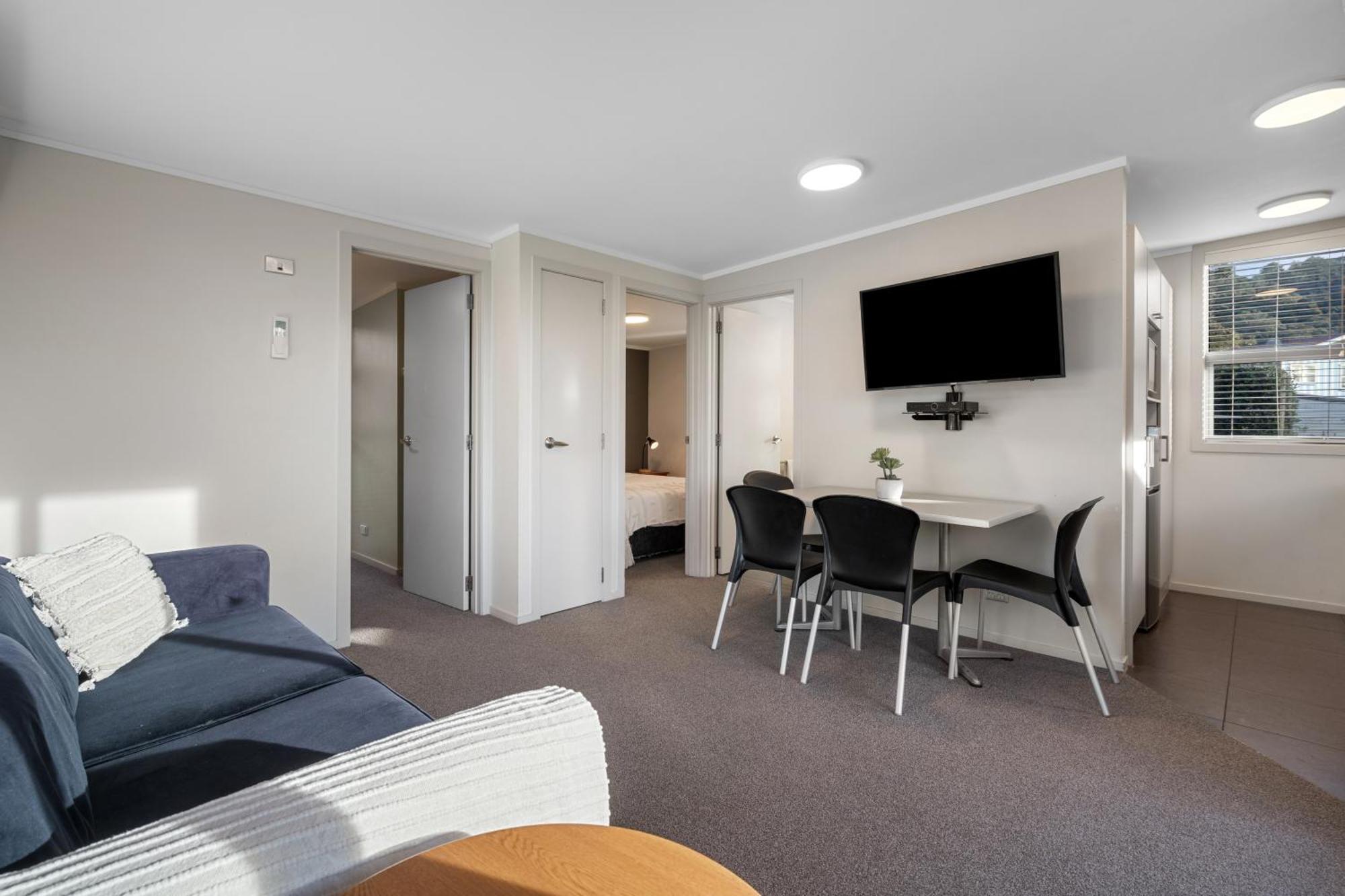 Tasman Holiday Parks - Waihi Beach Extérieur photo A typical one-bedroom apartment at the hotel