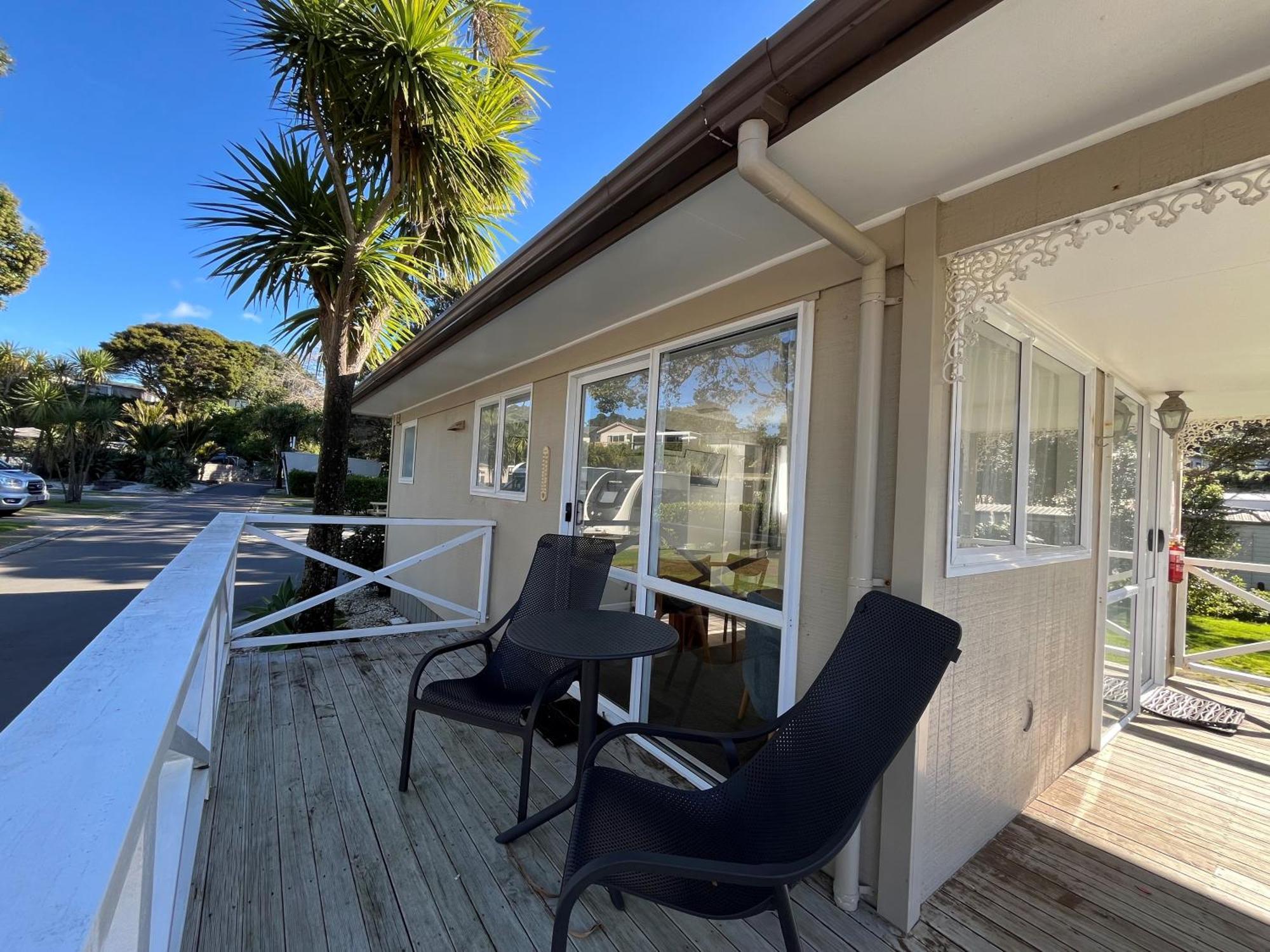 Tasman Holiday Parks - Waihi Beach Extérieur photo Motel exterior